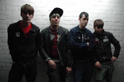 Smash my radio